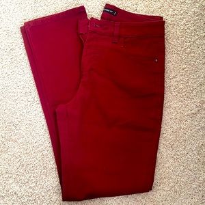 Lassis fit Lee jean type dark red/maroon pants. Barely worn